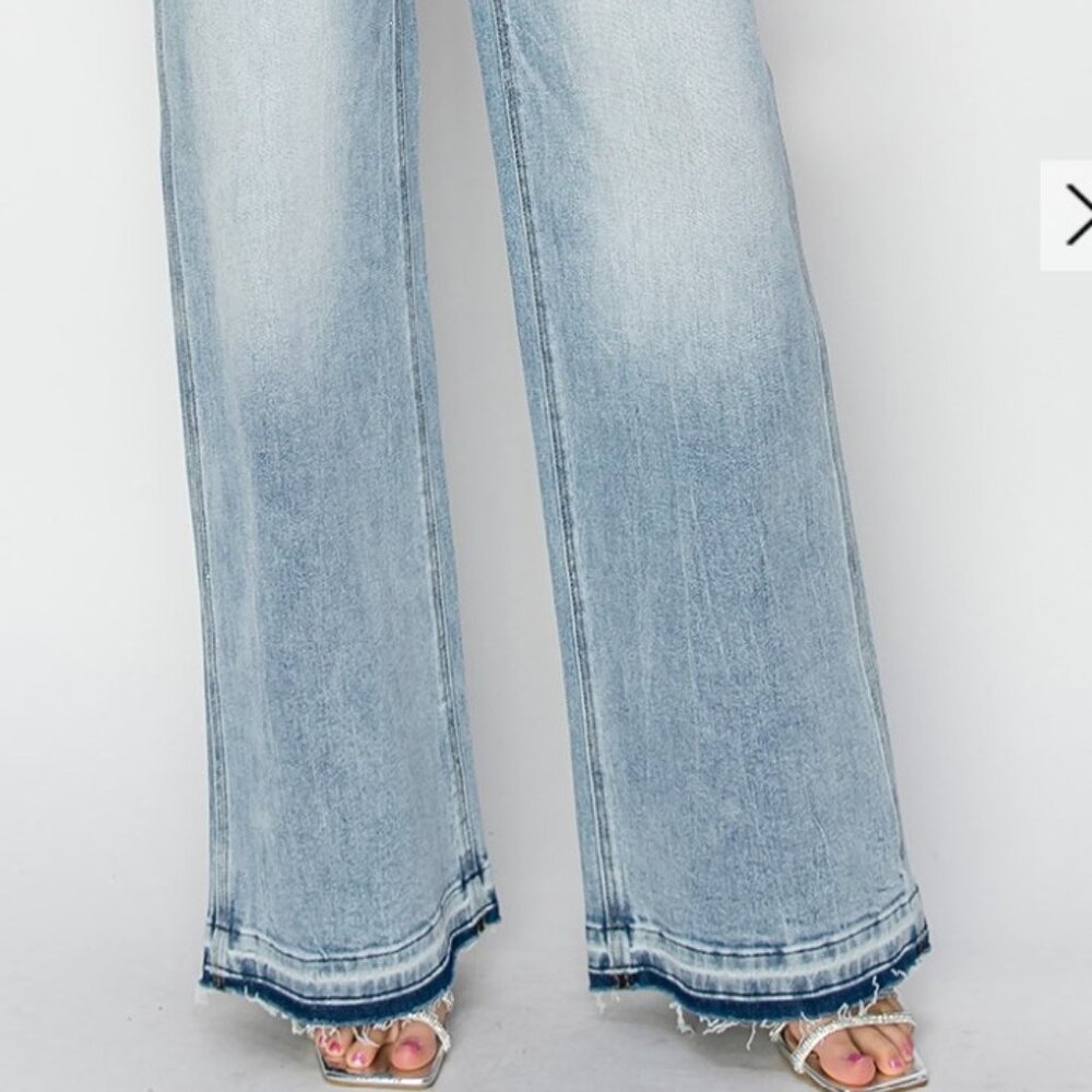 Risen light Blue Wide-Leg Jeans